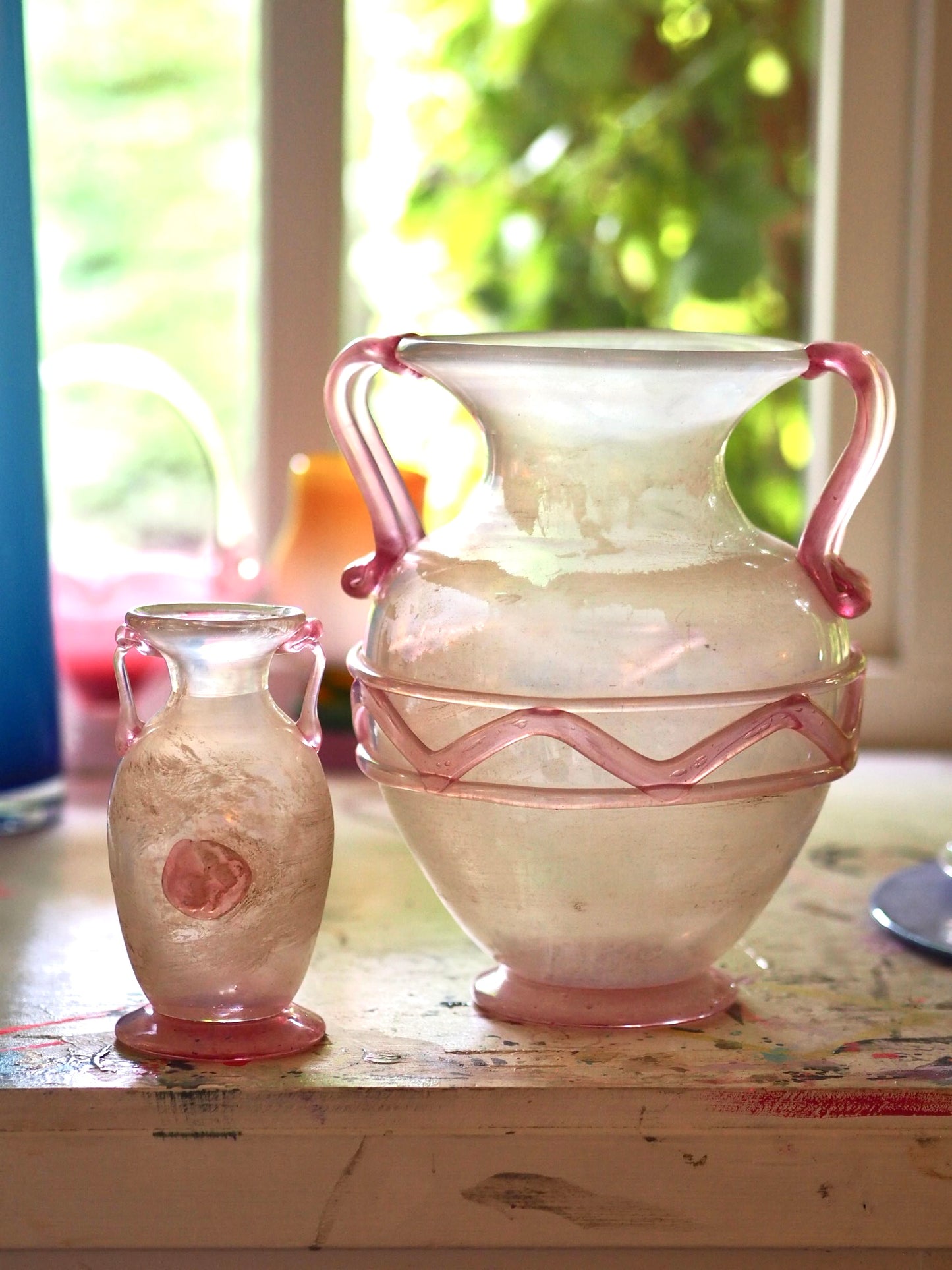 SMALL VASE - IRIDESCENT PINK SCAVO